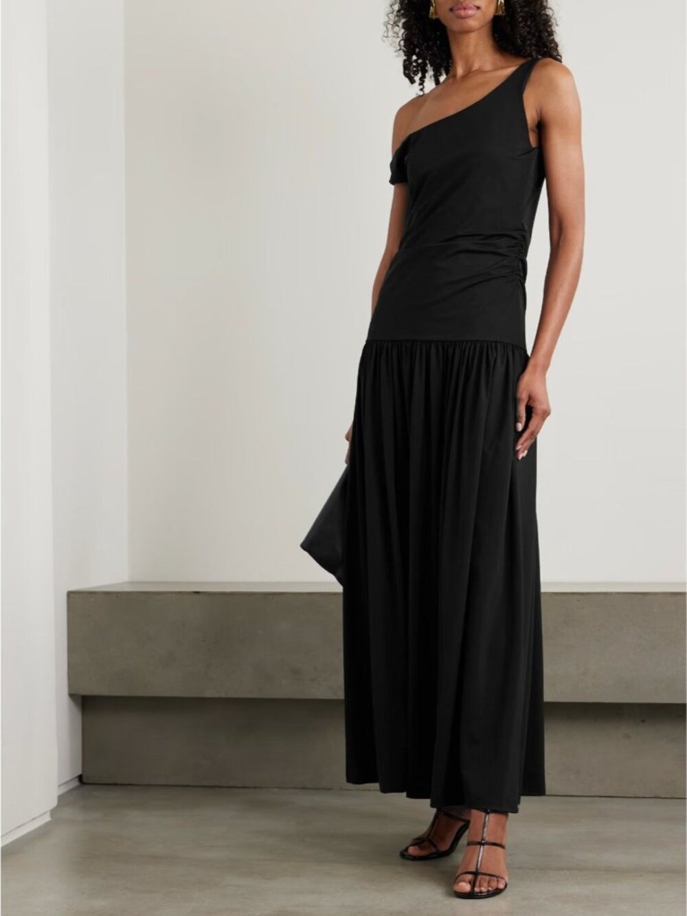 Asymmetric One-Shoulder Black Maxi Dress